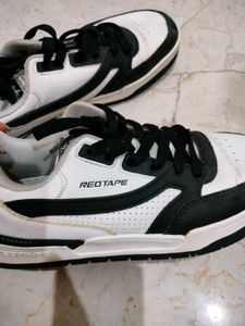 Black &amp; White Casual Sneakers