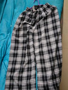 Checkered Palazzos - Comfy &amp; Stylish