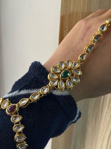 Elegant Kundan Hathphool
