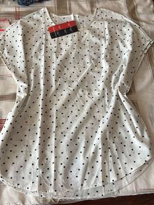 Chic White &amp; Black Dot Top
