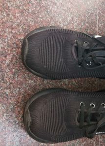 Champs Black Running Sneakers | Lightweight