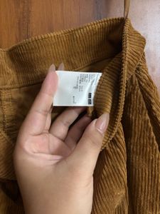 Uniqlo  Midi Skirt