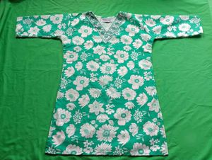 Green Floral Kurta with V-Neck