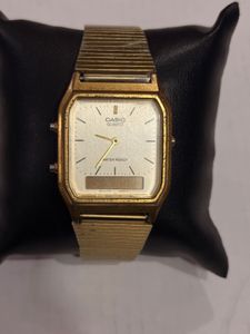 Vintage Casio Quartz Watch