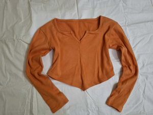 Cropped Long Sleeve Top