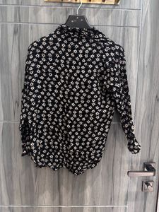 Black &amp; White Star Print Shirt