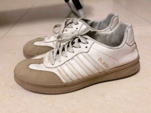 Samba Sneakers