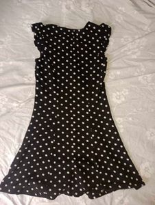 Chic Polka Dot Button-Up Dress