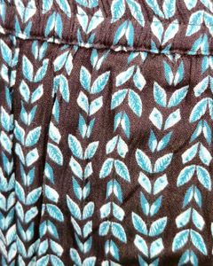 Stylish Black &amp; Blue Leaf Print Shorts