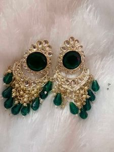 Elegant Emerald Green Chandelier Earrings