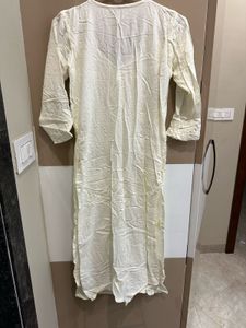 Elegant White Chikankari Kurta