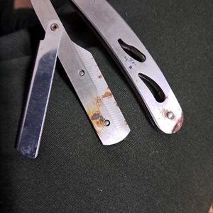 Vintage Shaving Razor Set