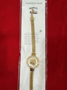 Elegant Gold-Tone Chain Bracelet