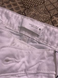 Zara new white straight fit Jeans