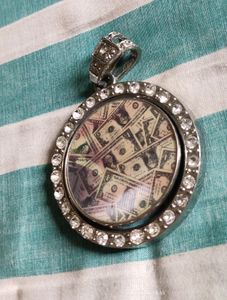 Big Pendant From Canada