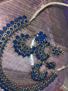 Chic Blue Stone Necklace Set