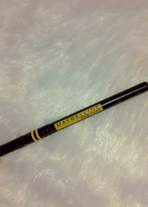 Maybelline Colossal Kajal super black