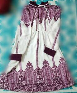 White &amp; Purple Embroidered Ethnic Gown