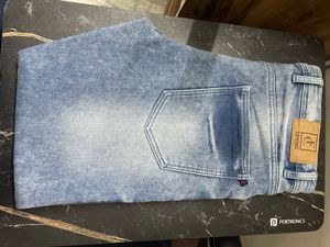 Used Stylish Light Wash Denim Jeans