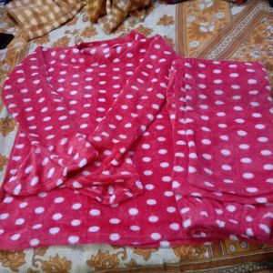 Woolen Night Suit