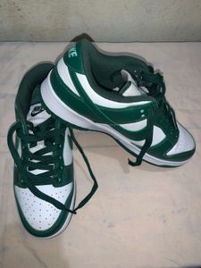 Nike Dunk Low Green Sneakers