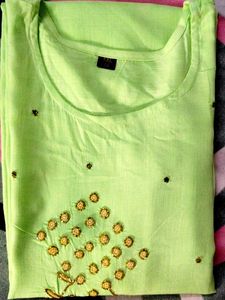 Elegant Green Embroidered Kurta✨