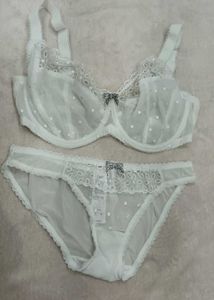 White Bra and Panty Set..bra size 32FF