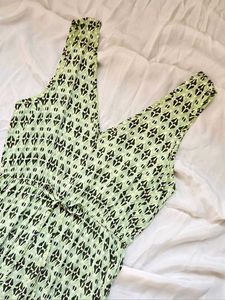 Flowy Summer Dress (Dressberry)