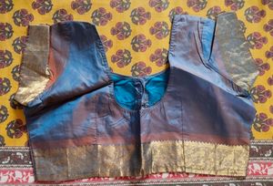 Kanjeevaram Silk Blouse with Gold Border✨💙