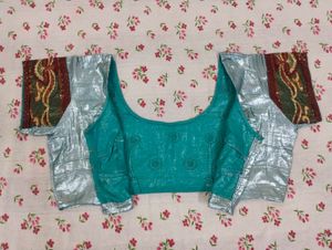 Teal Blue Saree with Blouse &amp; Shapewear