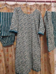 Women's Printed Kurta Set with Pants