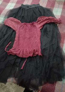 Cute Outfit: Top & Tulle Skirt
