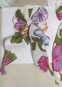 Beautiful Clip Bow (Pack Of 4)
