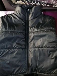 Sleeveless Black Puffer Jacket