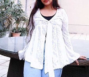 Elegant White Lace Kimono Top