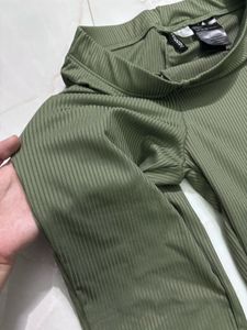 H&amp;M Ribbed Flare Pants