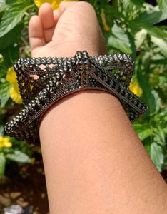Exquisite Square Metal Bangles
