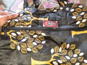 New Stylish Black &amp; Gold Tree Print Travel Bag