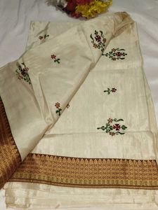 Elegant Embroidered Cream Saree with blouse