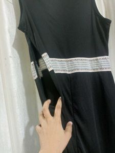 Price🔽Chic Black Dress🔥