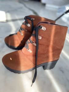 Brown Ankle Boots with Laces