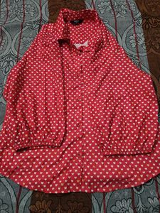 Red Heart Print Button-Up Blouse