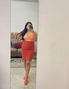 Pencil skirt with dainty detail