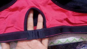 Jockey Sports Bra - Ruby &amp; Black