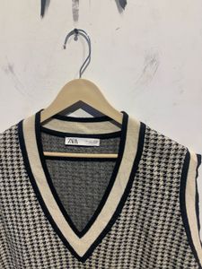 Zara Houndstooth Knit Vest