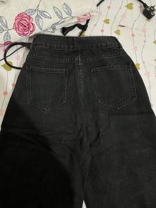Stylish Black Ripped Wide-Leg Jeans