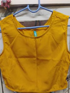 Elegant Yellow Kurta Set with Red Shrug