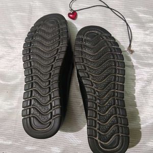 Cute &amp; Classic Clean-Girl Black Leather Loafers