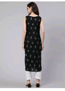 Stylish Sleeveless Kurtas