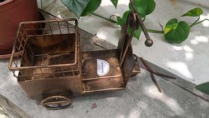 Rosemead Tricycle Planter